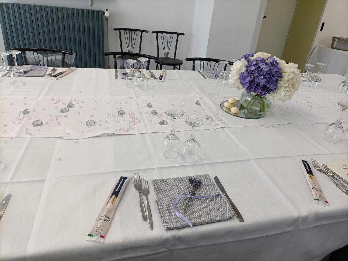 Albergo Roma Gattico Zewnętrze zdjęcie