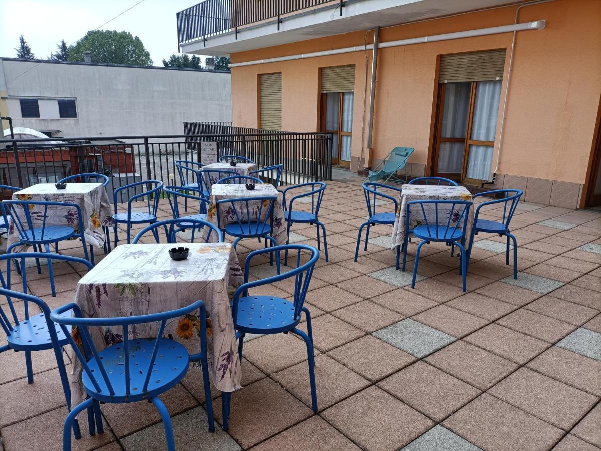 Albergo Roma Gattico Zewnętrze zdjęcie