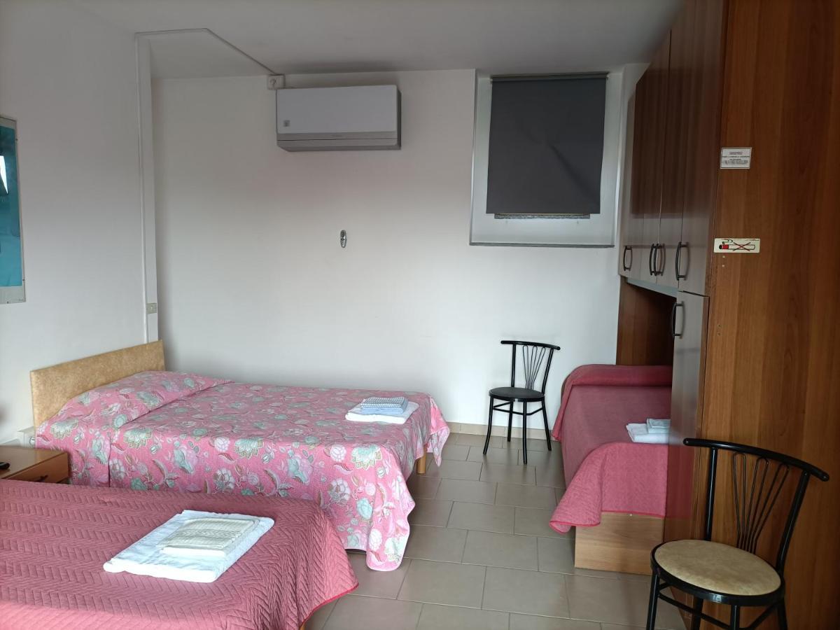 Albergo Roma Gattico Zewnętrze zdjęcie