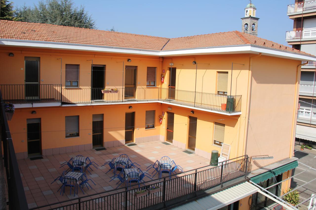 Albergo Roma Gattico Zewnętrze zdjęcie